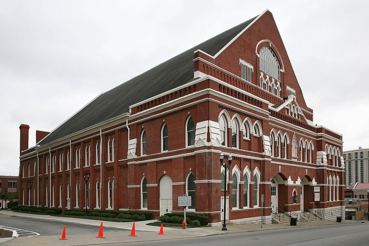 the Ryman Auditorium in downtown Nashville