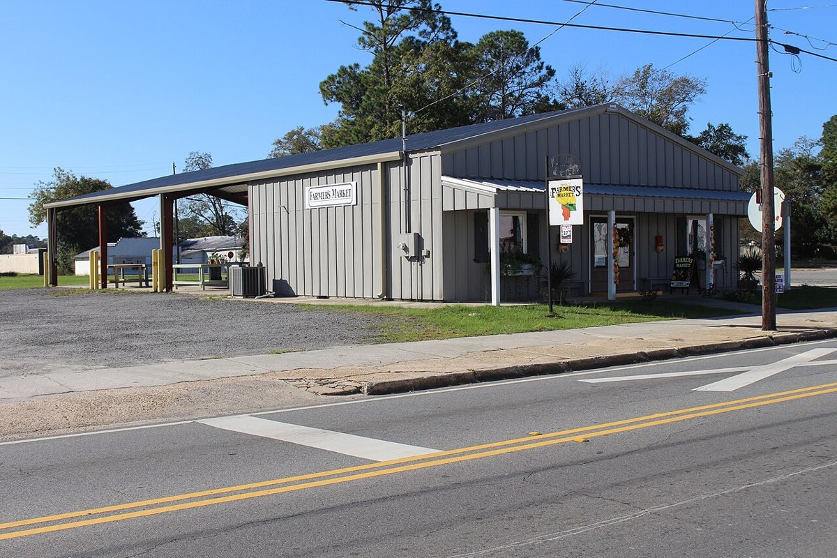 Produce stalls and food hall at the Nashville Farmers' Market in Germantown